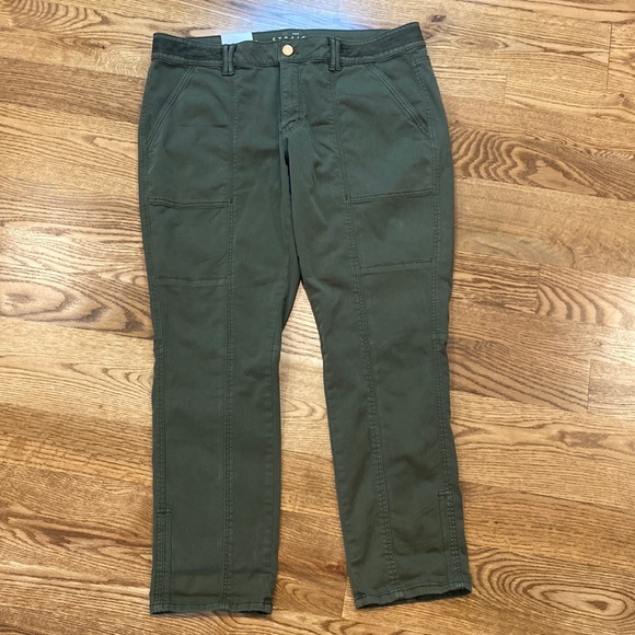 NWT Womens White House black market the straight crop pant olive green - Picture 4 of 14